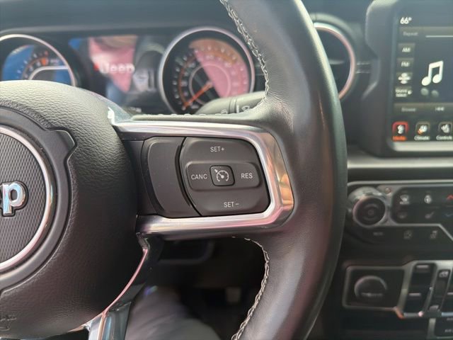 Used 2022 Jeep Gladiator Overland w/ Popular Equipment Package AWD/4WD image 21