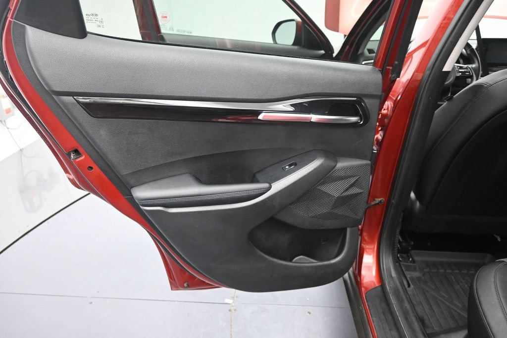 Used 2021 Kia Seltos S AWD/4WD image 16