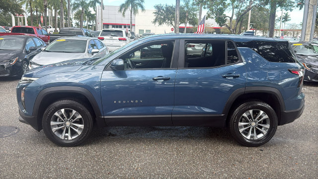 Used 2025 Chevrolet Equinox LT w/ LPO, Floor Liner Package FWD image 4