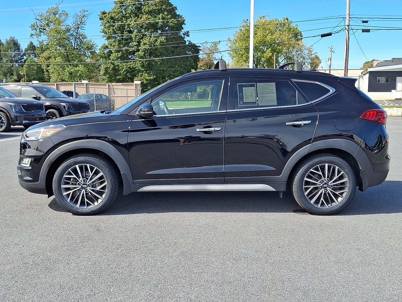Used 2021 Hyundai Tucson Ultimate w/ Cargo Package AWD/4WD image 8
