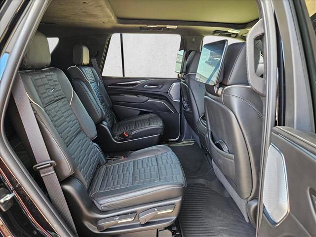 Used 2024 Cadillac Escalade V AWD/4WD image 23