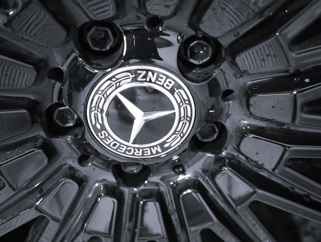 Used 2026 Mercedes-Benz GLA 250 4MATIC image 8