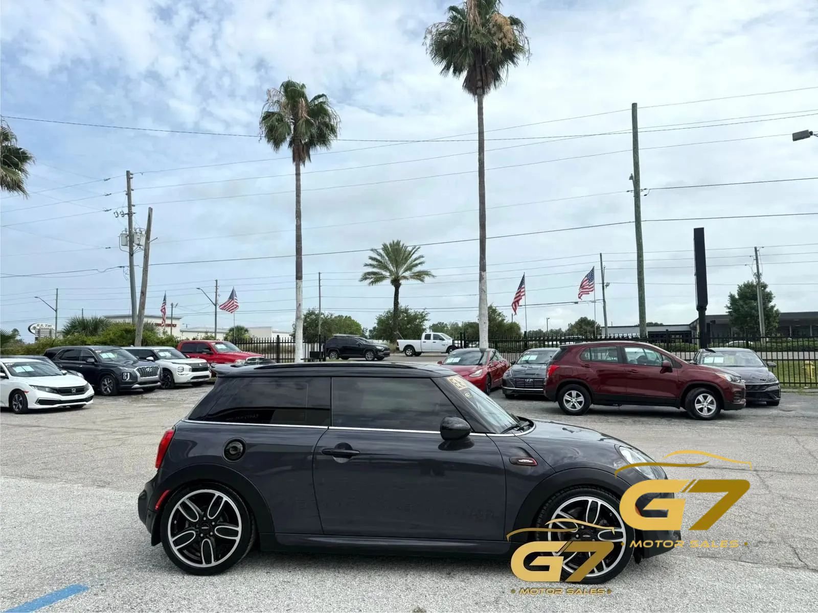 Used 2017 MINI Cooper S FWD image 5