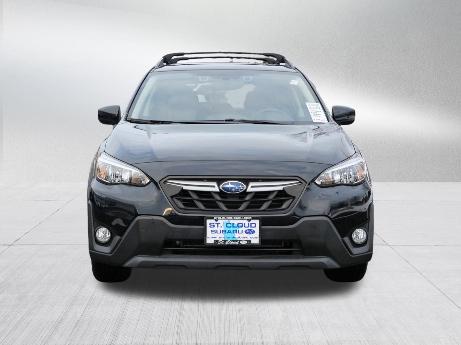 Used 2023 Subaru Crosstrek 2.0i Premium image 2