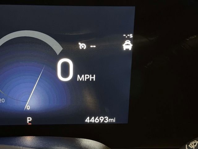 Certified 2024 Buick Encore GX Sport Touring image 24