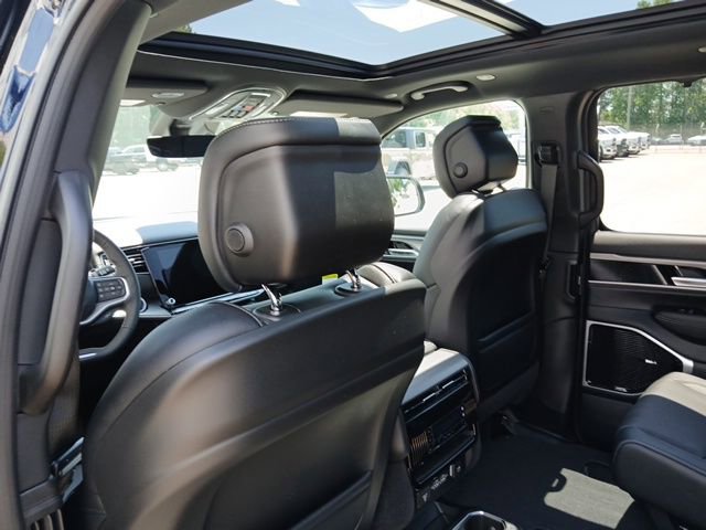 New 2026 Jeep Grand Wagoneer Limited AWD/4WD image 21