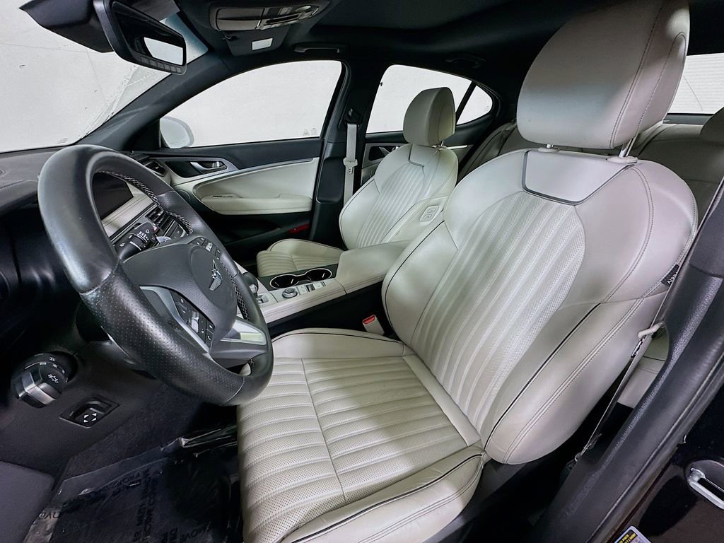 Used 2023 Genesis G70 3.3T w/ Sport Advanced Package image 15