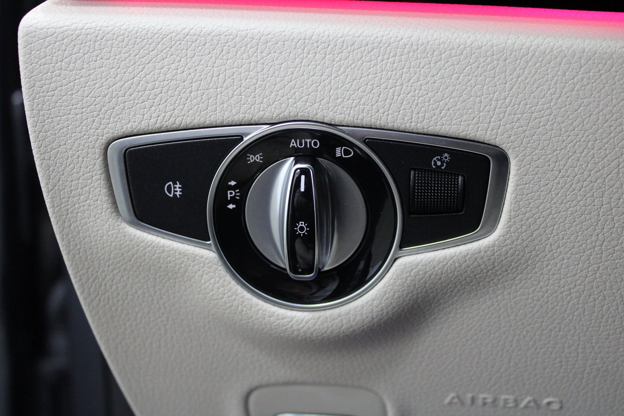 Used 2019 Mercedes-Benz E 450 4MATIC Sedan w/ Premium Package image 40