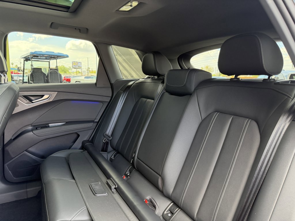 Used 2023 Audi Q4 e-tron Premium Plus w/ Premium Plus AWD/4WD image 38
