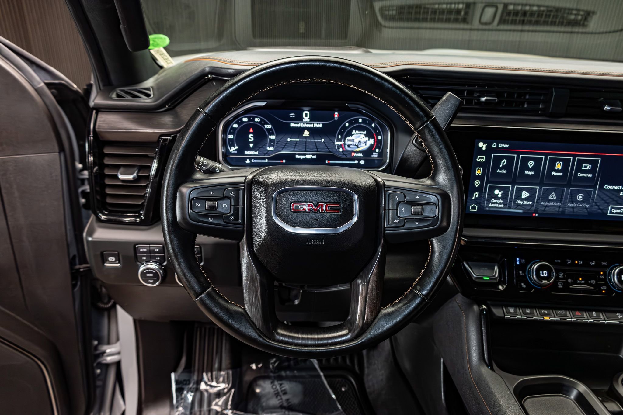 Used 2024 GMC Sierra 2500 AT4 w/ AT4 Premium Plus Package AWD/4WD image 19