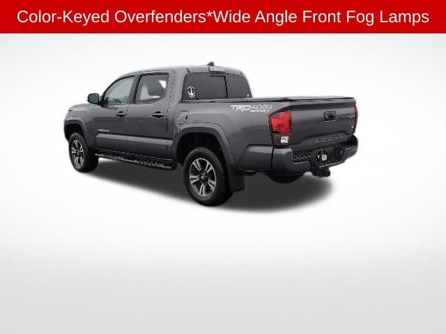 Used 2019 Toyota Tacoma TRD Sport image 7