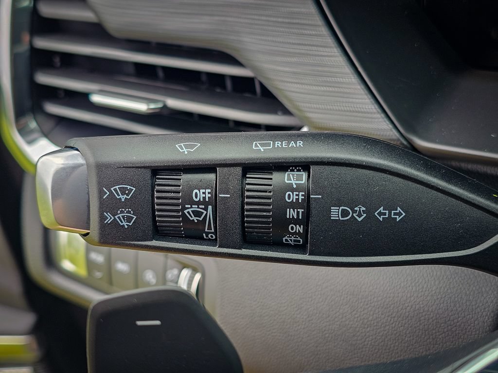 New 2026 GMC Acadia Elevation w/ LPO, Floor Liner Package AWD/4WD image 19