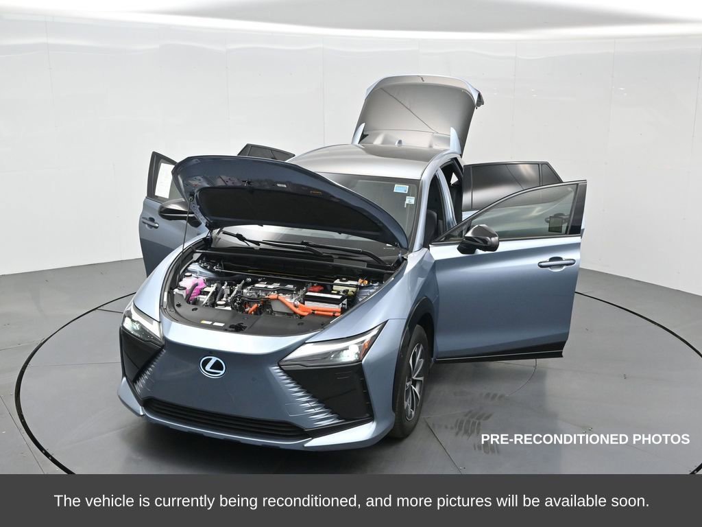 Used 2023 Lexus RZ 450e Premium image 35
