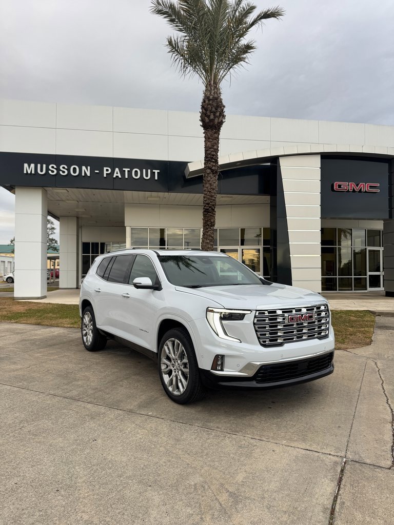 New 2026 GMC Acadia Denali w/ Super Cruise Package