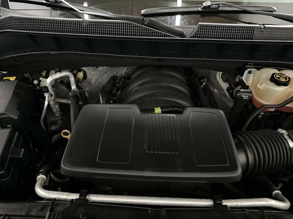 Used 2019 Chevrolet Silverado 1500 LTZ w/ LTZ Premium Package AWD/4WD image 7