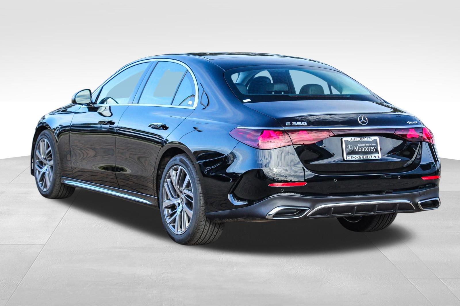 New 2026 Mercedes-Benz E 350 4MATIC Sedan image 6