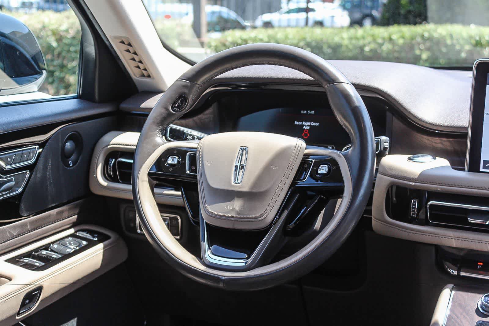 Used 2022 Lincoln Aviator Grand Touring w/ Equipment Group 301A AWD/4WD image 19