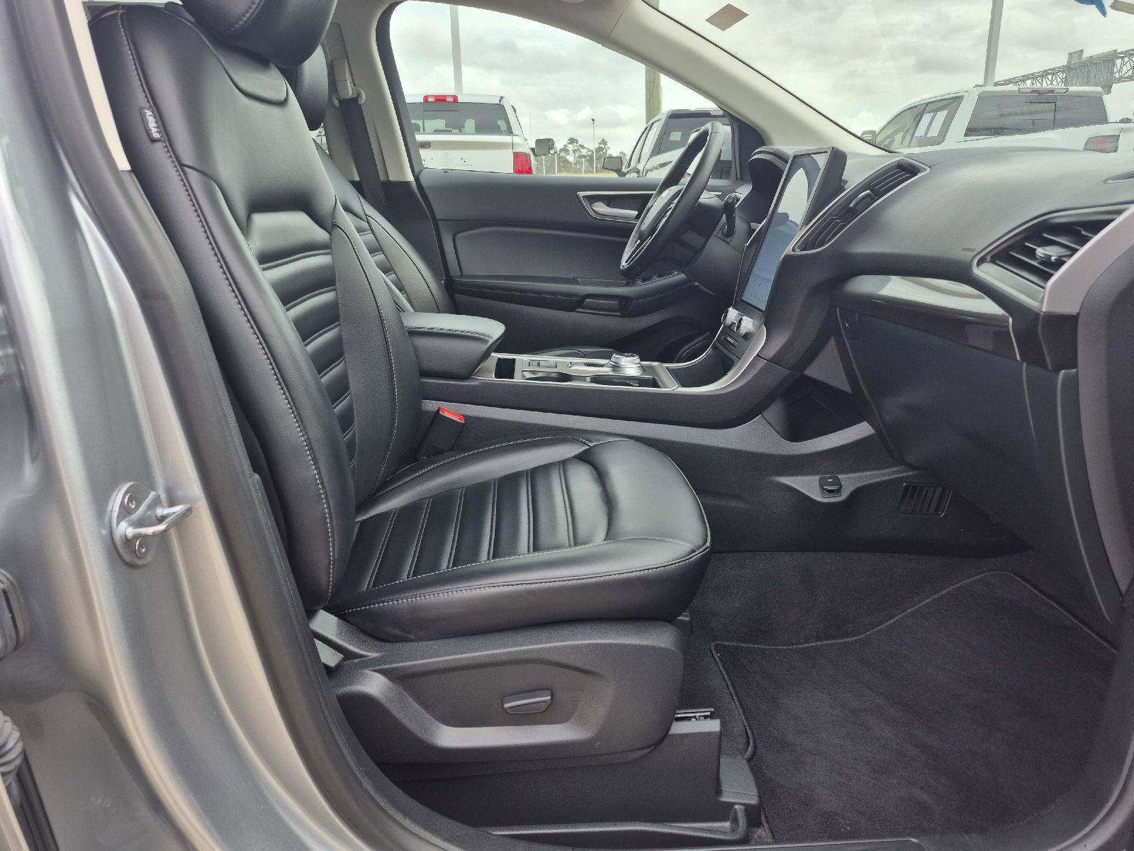 Certified 2024 Ford Edge SEL image 23