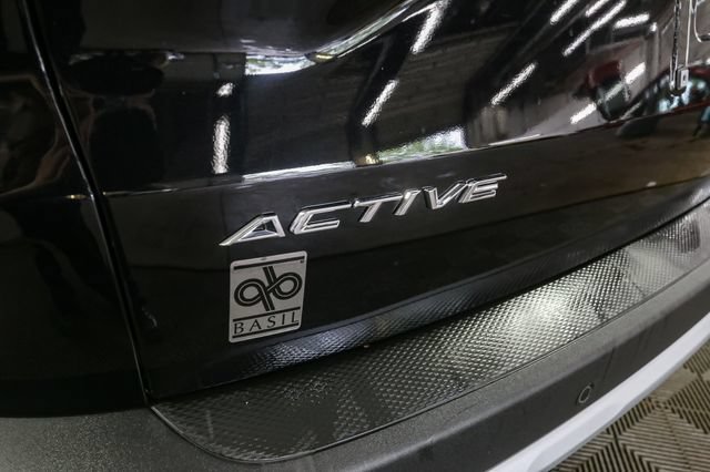 Used 2023 Ford Escape Active w/ Tech Pack #1 AWD/4WD image 9