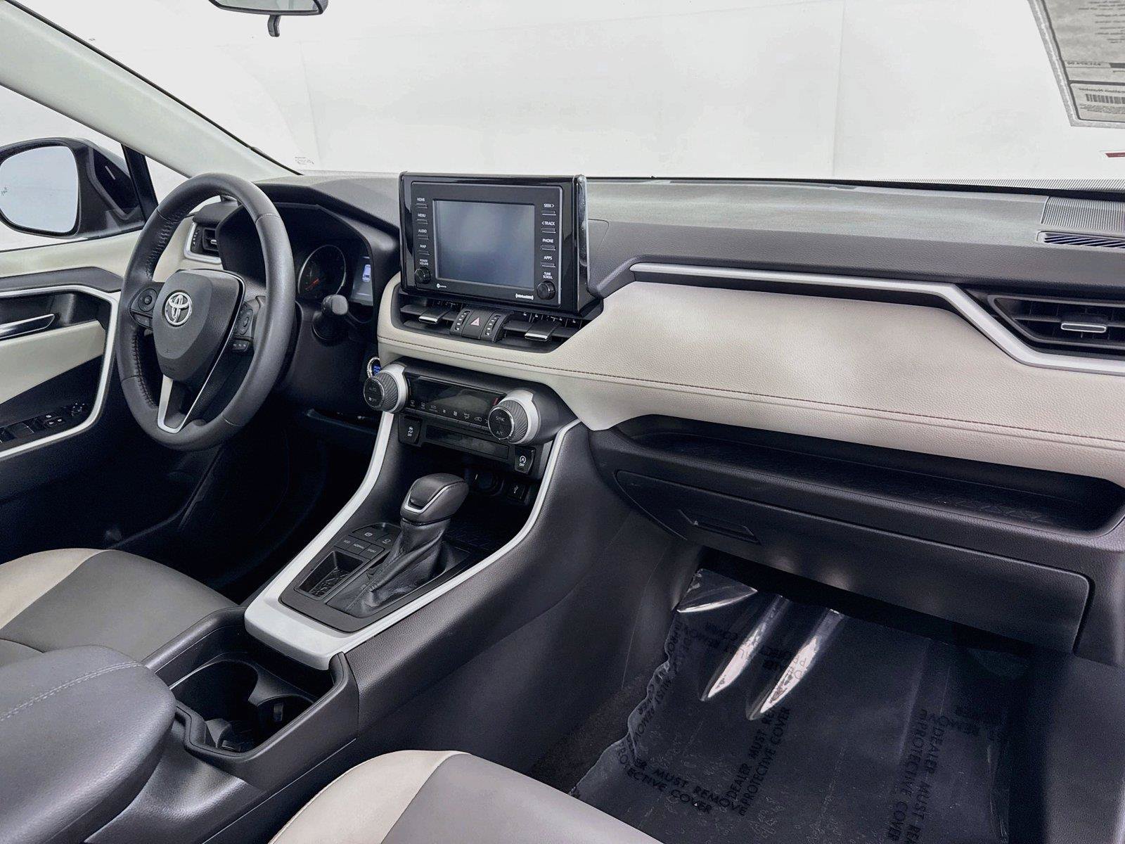 Certified 2021 Toyota RAV4 XLE Premium FWD image 43