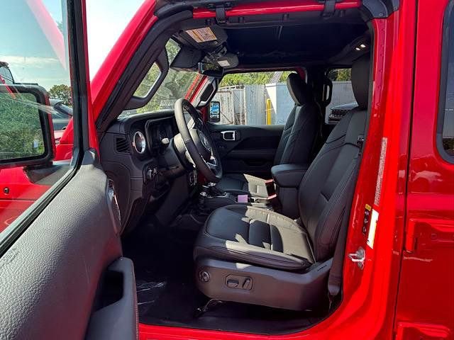 New 2025 Jeep Wrangler Sahara image 8