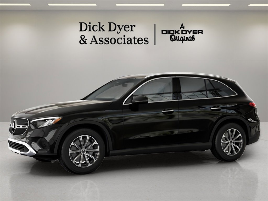 Used 2025 Mercedes-Benz GLC 300 4MATIC image 22