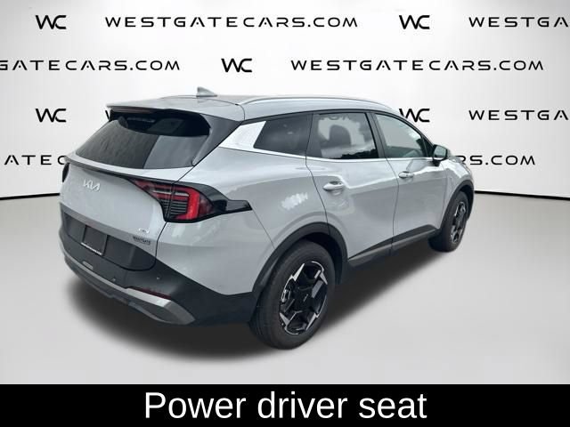 Used 2026 Kia Sportage EX AWD/4WD image 8