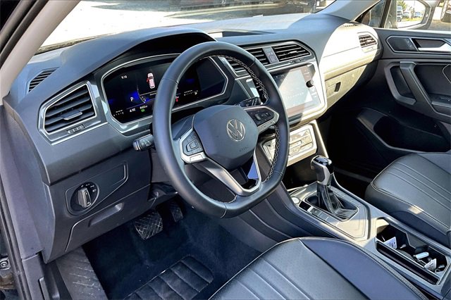 Used 2024 Volkswagen Tiguan Wolfsburg Edition image 11