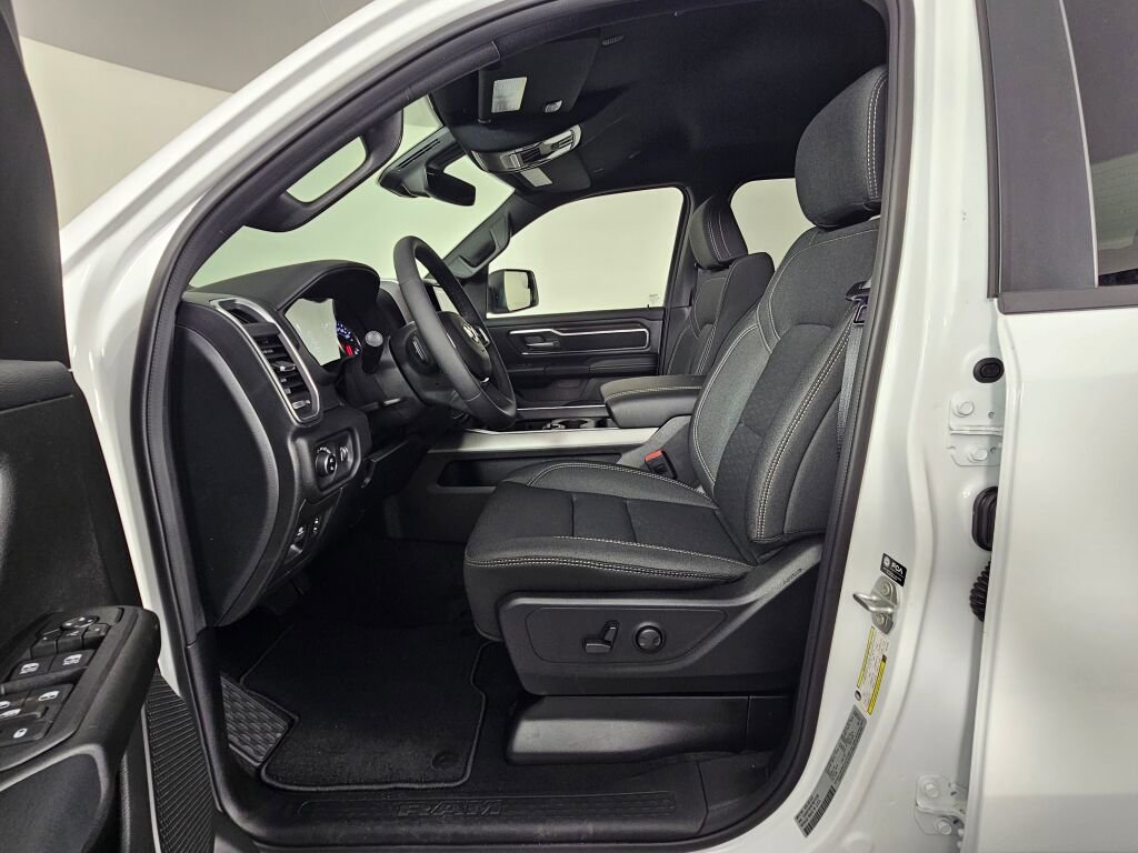 New 2026 RAM 1500 Big Horn AWD/4WD image 18