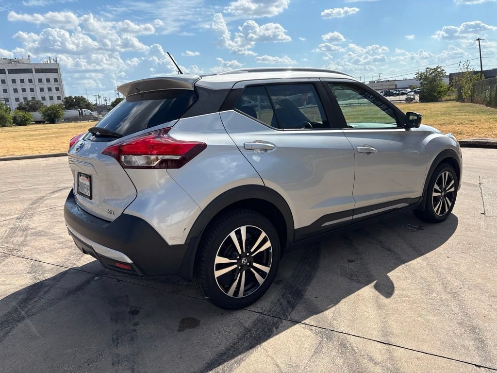 Used 2019 Nissan Kicks SR FWD image 24