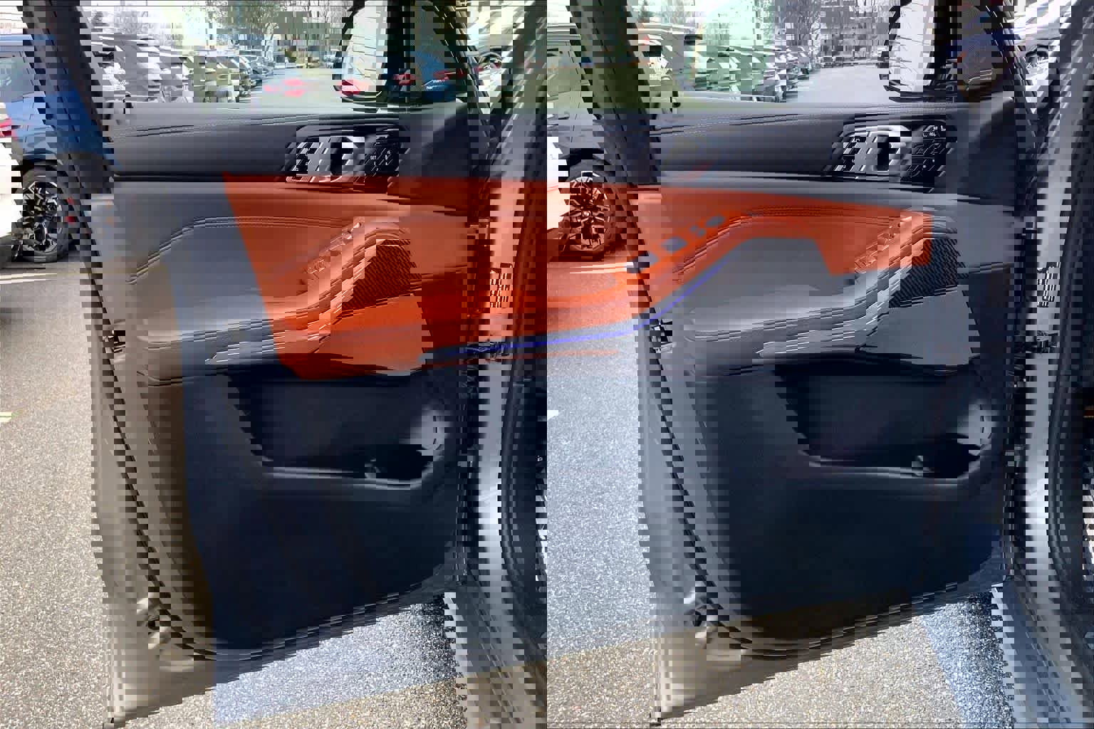 Certified 2025 BMW X7 M60i image 21