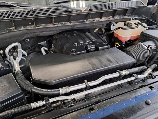 Used 2024 Chevrolet Silverado 1500 LT AWD/4WD image 29