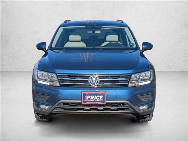 Used 2018 Volkswagen Tiguan SE image 2