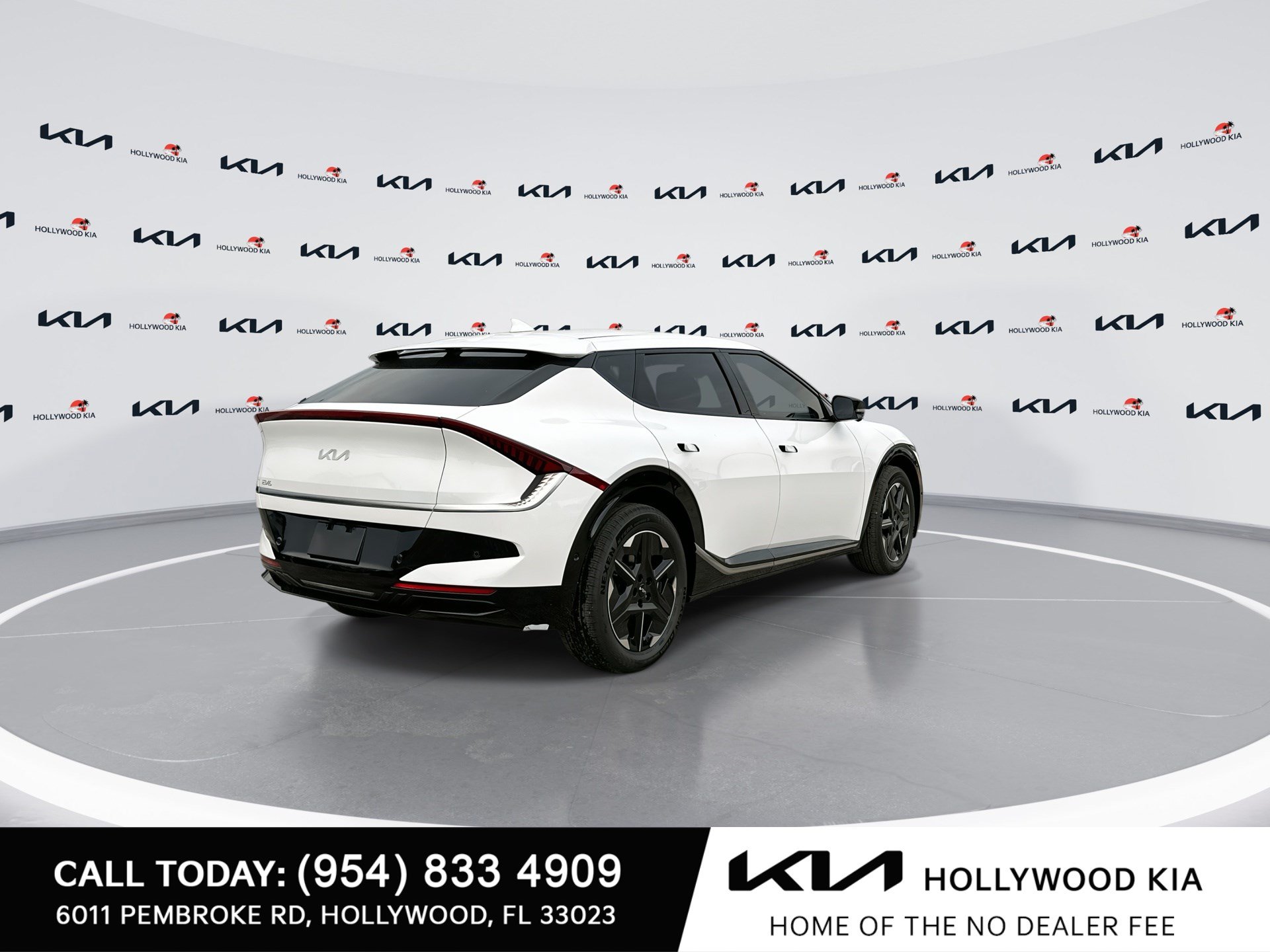 New 2025 Kia EV6 Wind RWD image 8