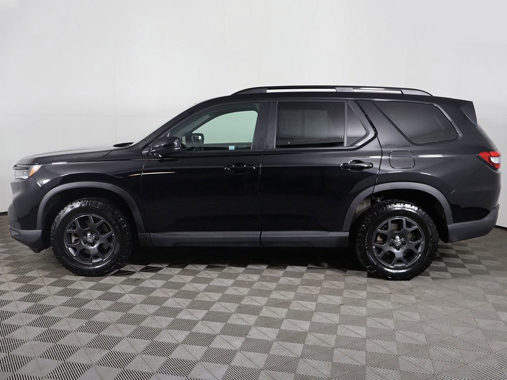 Certified 2025 Honda Pilot TrailSport image 19