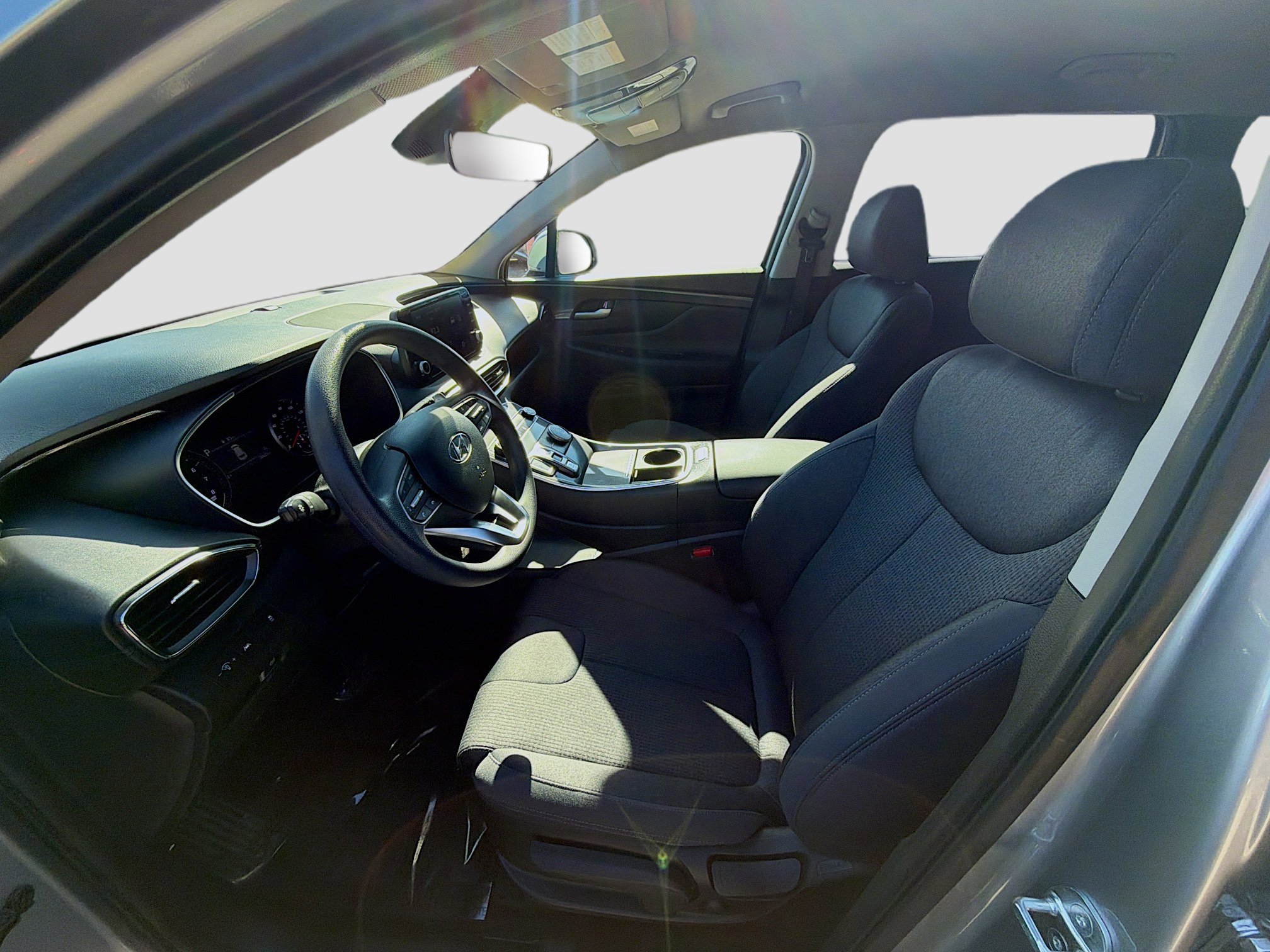 Used 2023 Hyundai Santa Fe SE image 16