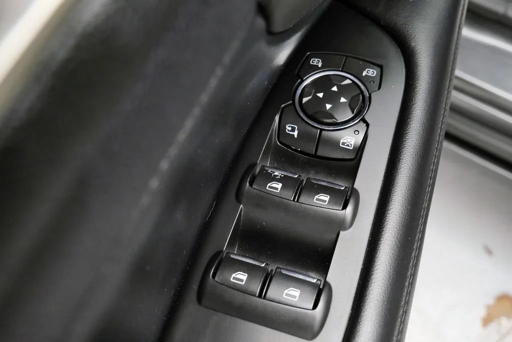 Used 2020 Lincoln MKZ Reserve w/ Elements Package FWD image 13