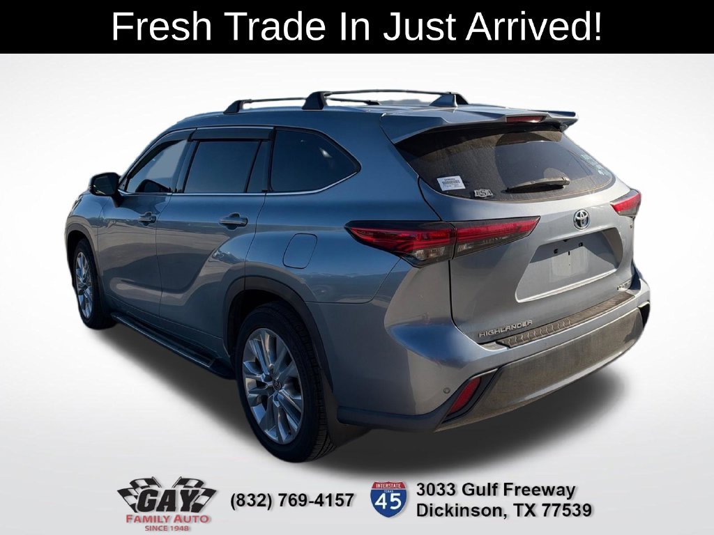 Used 2021 Toyota Highlander Limited FWD image 6