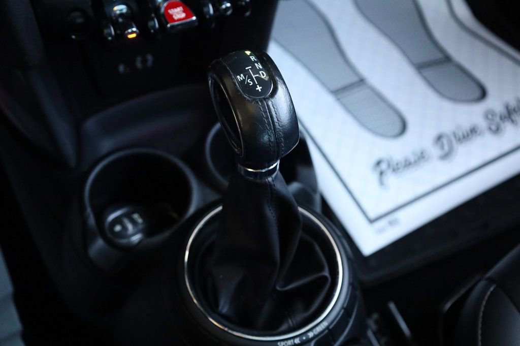 Used 2014 MINI Cooper 2-Door Hardtop image 31