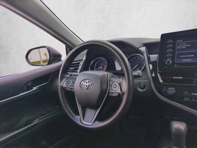 Used 2022 Toyota Camry LE image 27