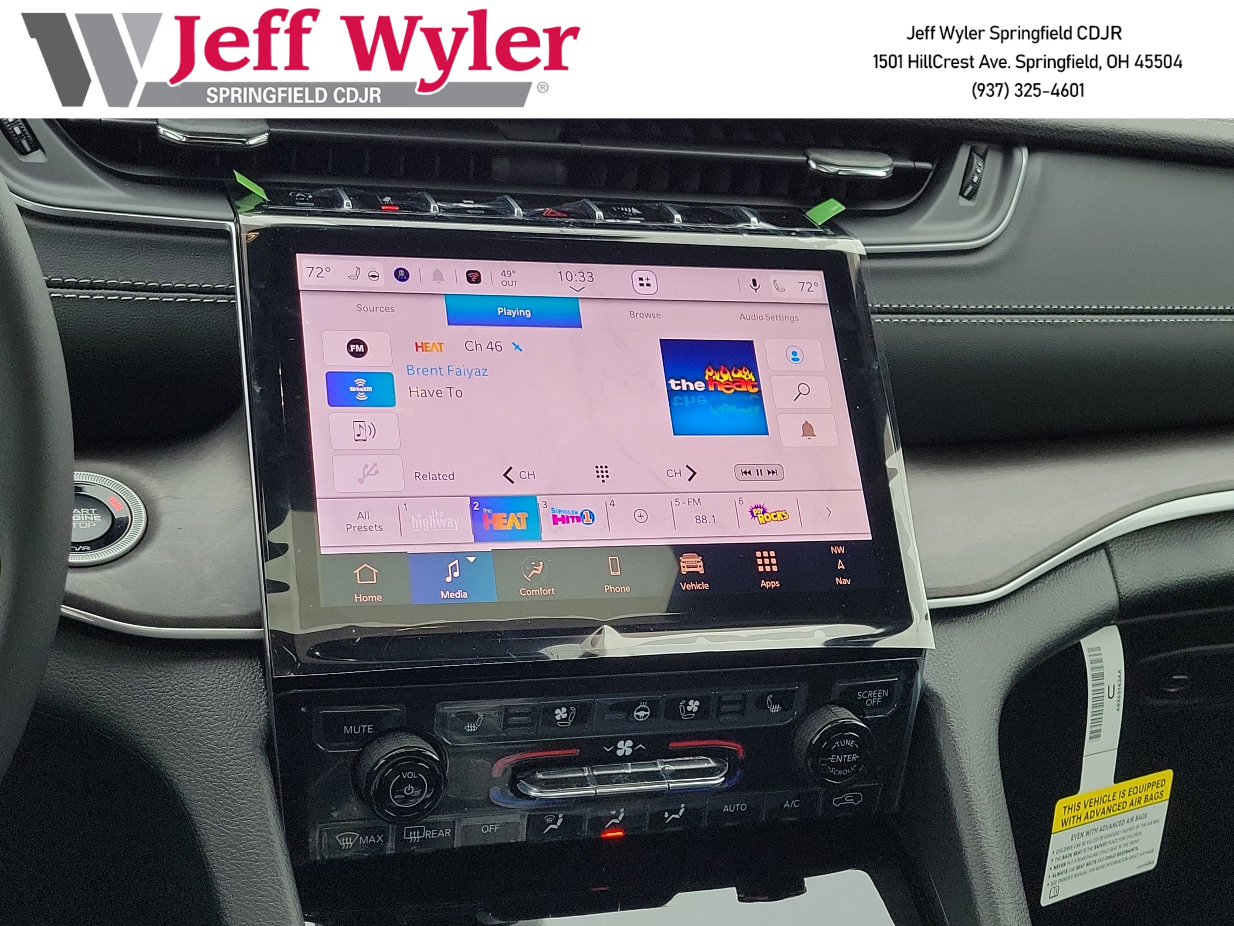 New 2025 Jeep Grand Cherokee Limited w/ Luxury Tech Group II image 11