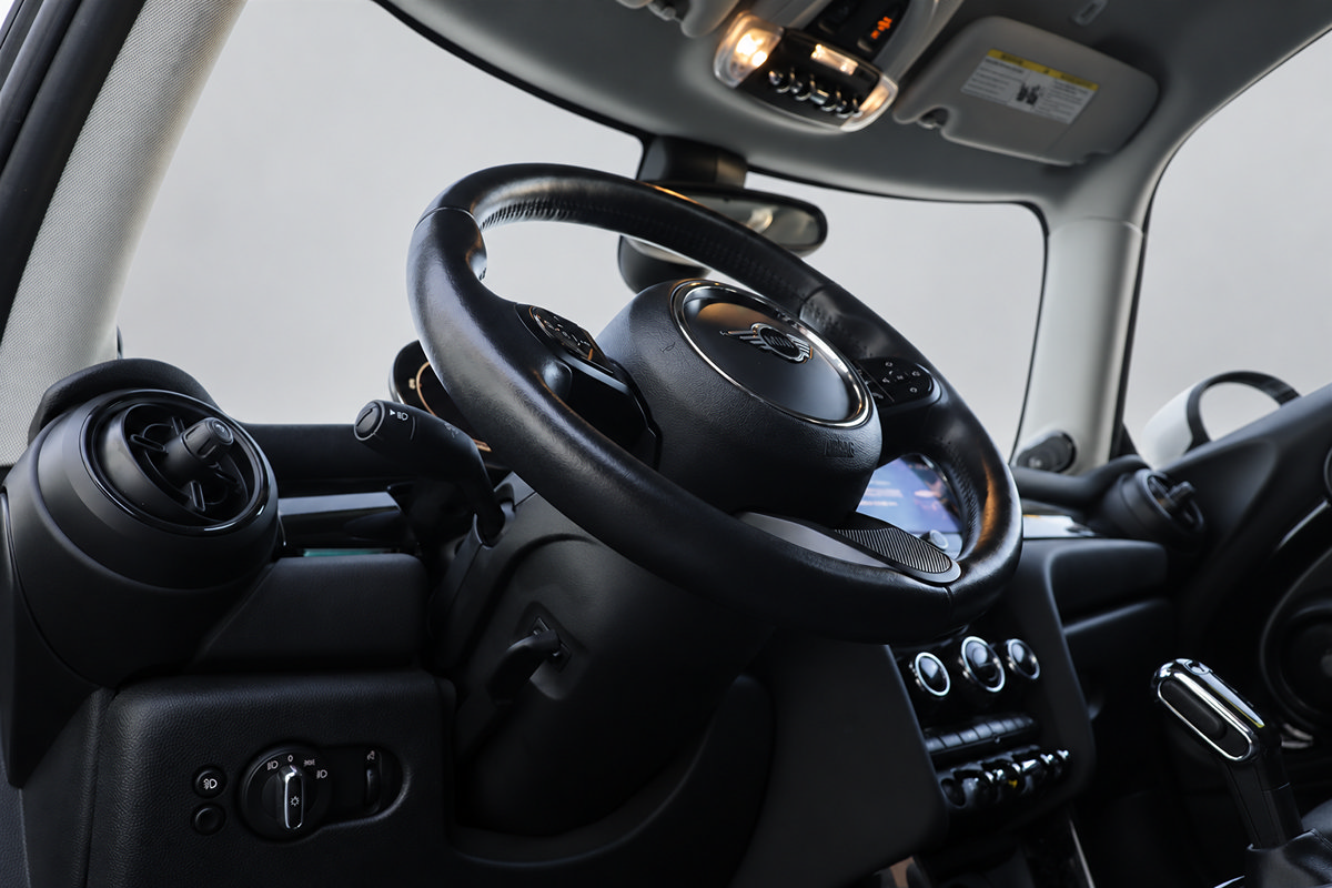 Used 2024 MINI Cooper SE FWD image 23