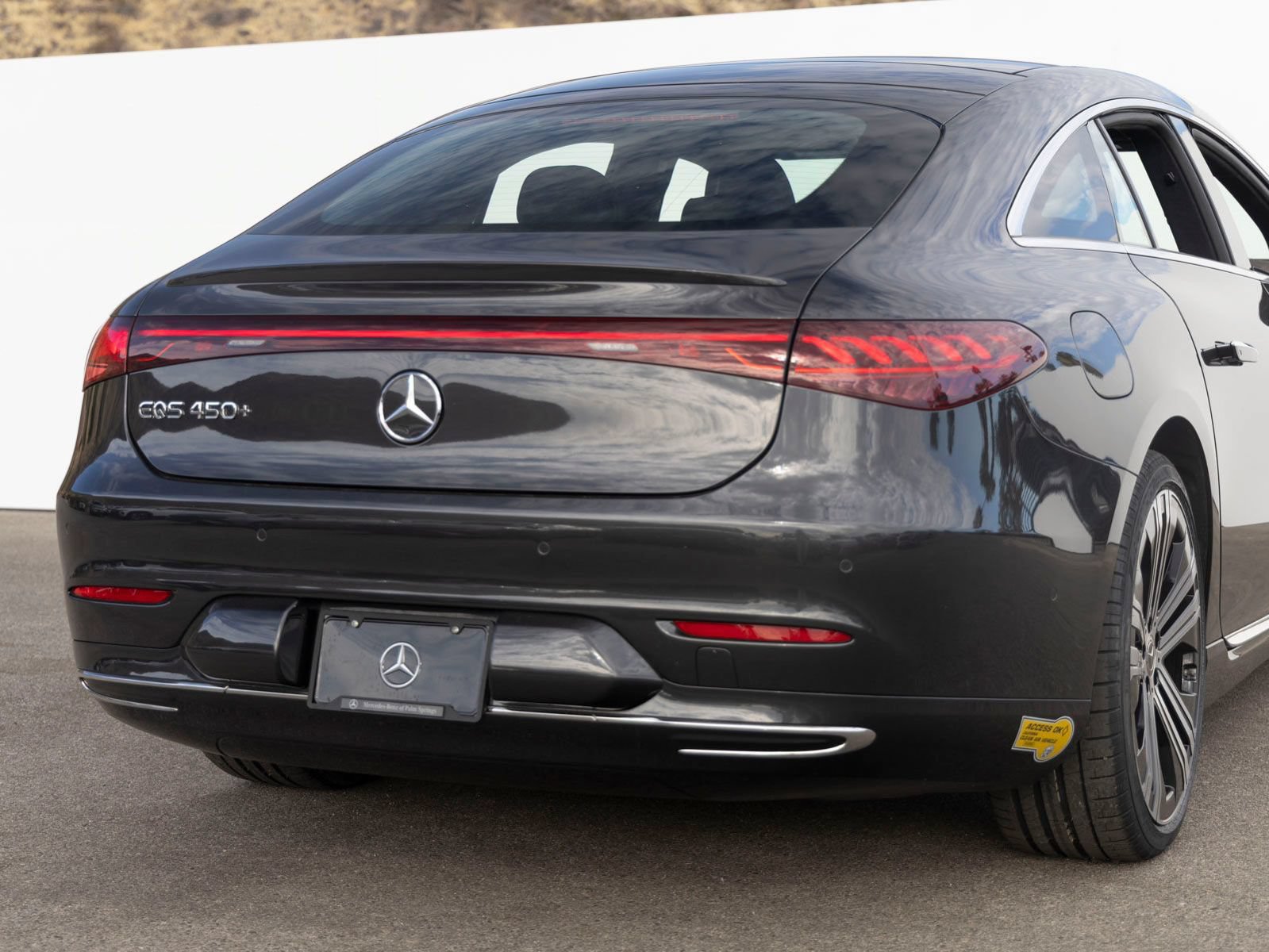 Used 2022 Mercedes-Benz EQS 450+ Sedan image 11