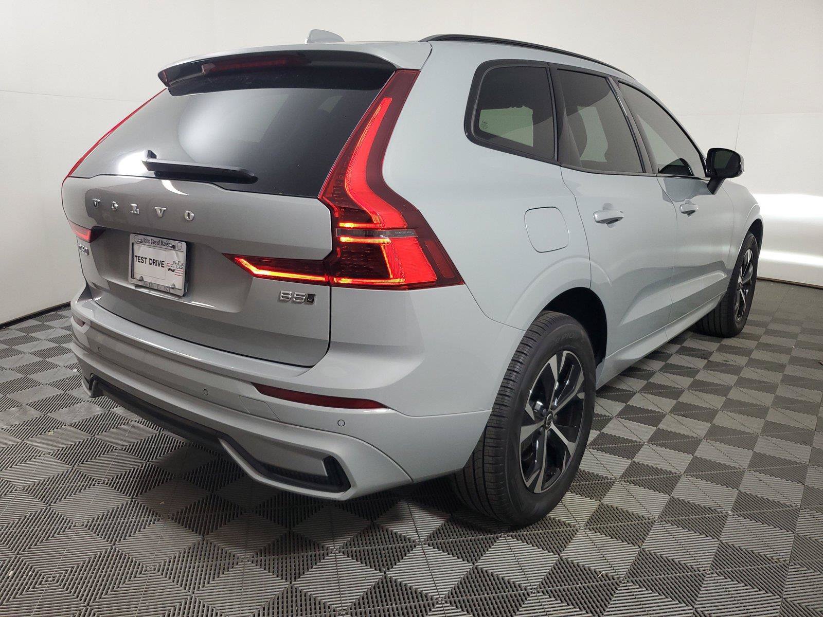 Certified 2026 Volvo XC60 B5 Core AWD/4WD image 6