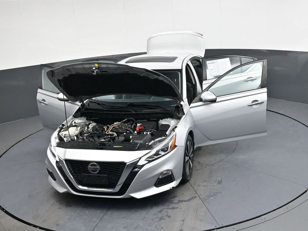 Used 2021 Nissan Altima 2.5 SV w/ SV Premium Package image 45