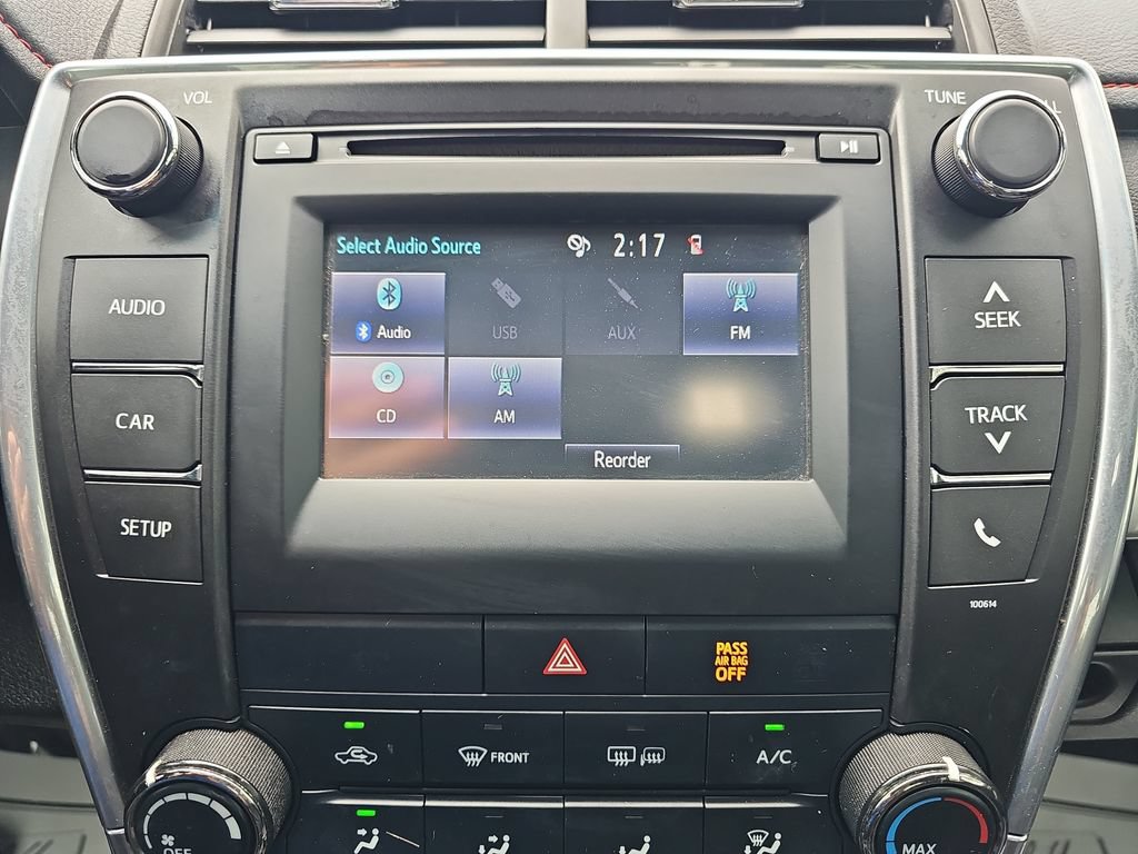 Used 2016 Toyota Camry SE FWD image 21