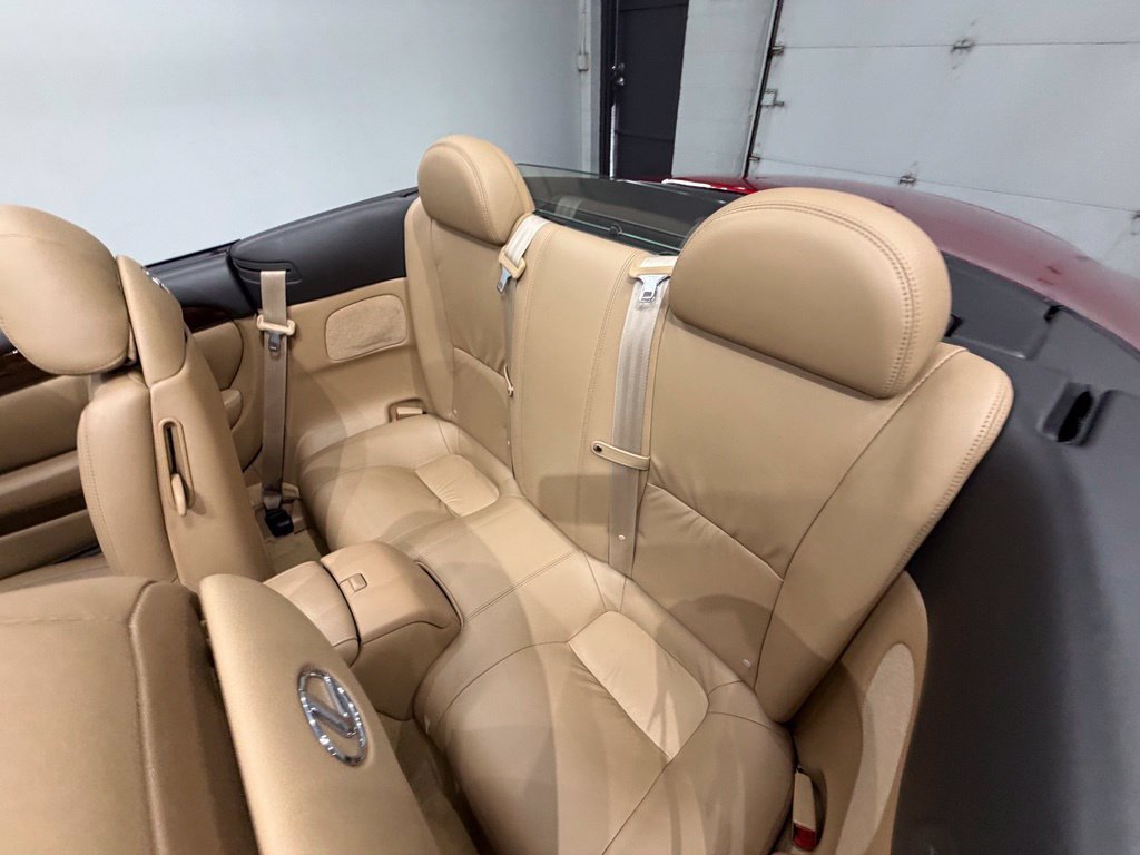 Used 2007 Lexus SC 430 Convertible RWD image 31