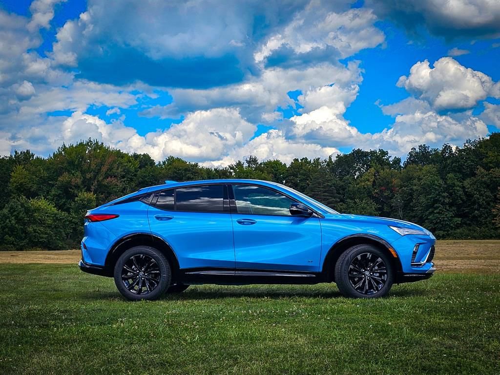 New 2025 Buick Envista Sport Touring w/ Convenience I Package image 3