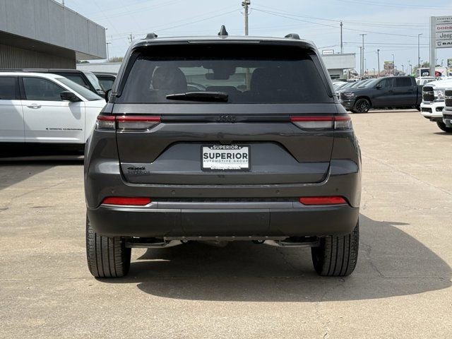 New 2026 Jeep Grand Cherokee Limited AWD/4WD image 4