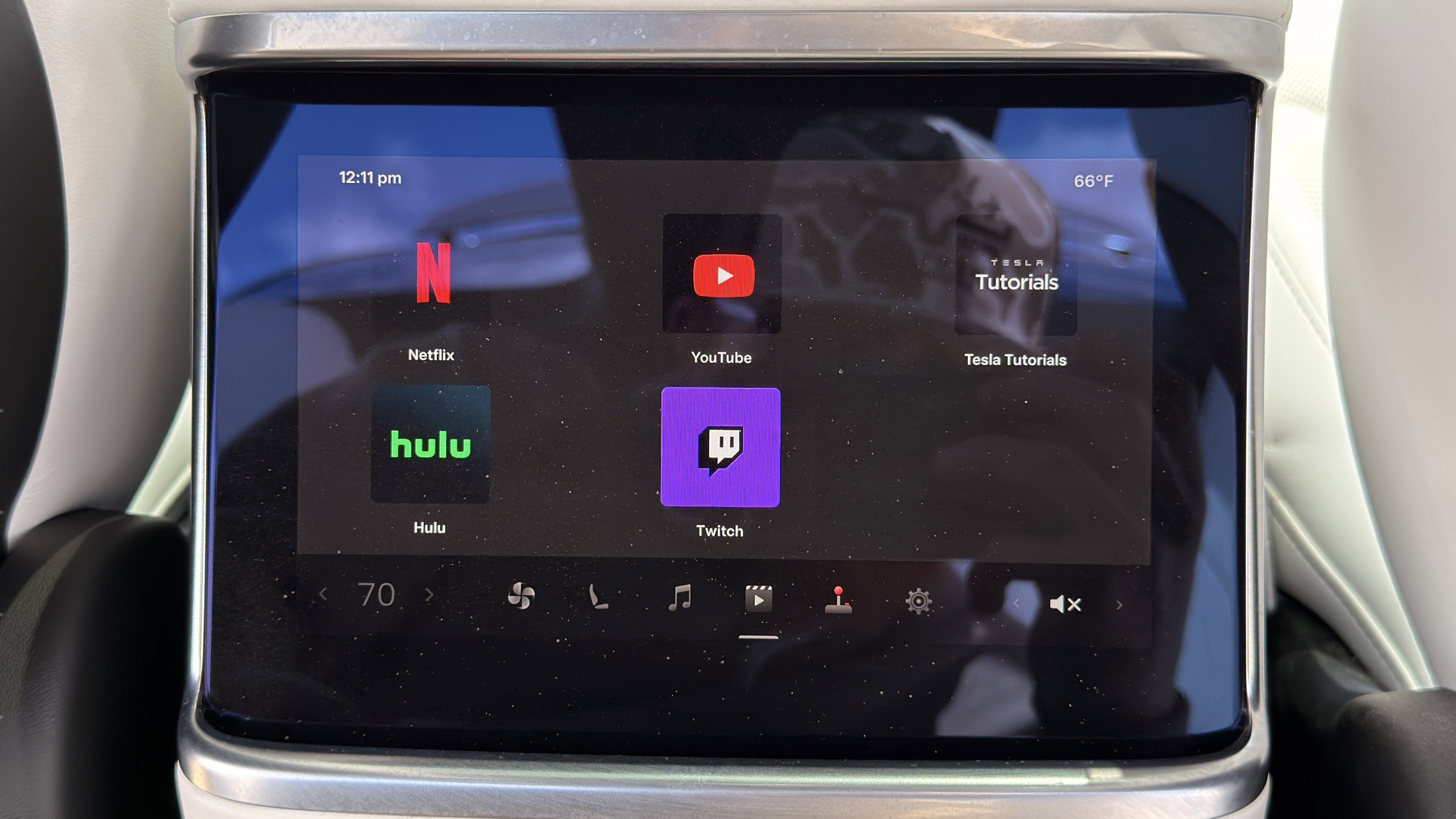 Used 2023 Tesla Model X AWD/4WD image 30